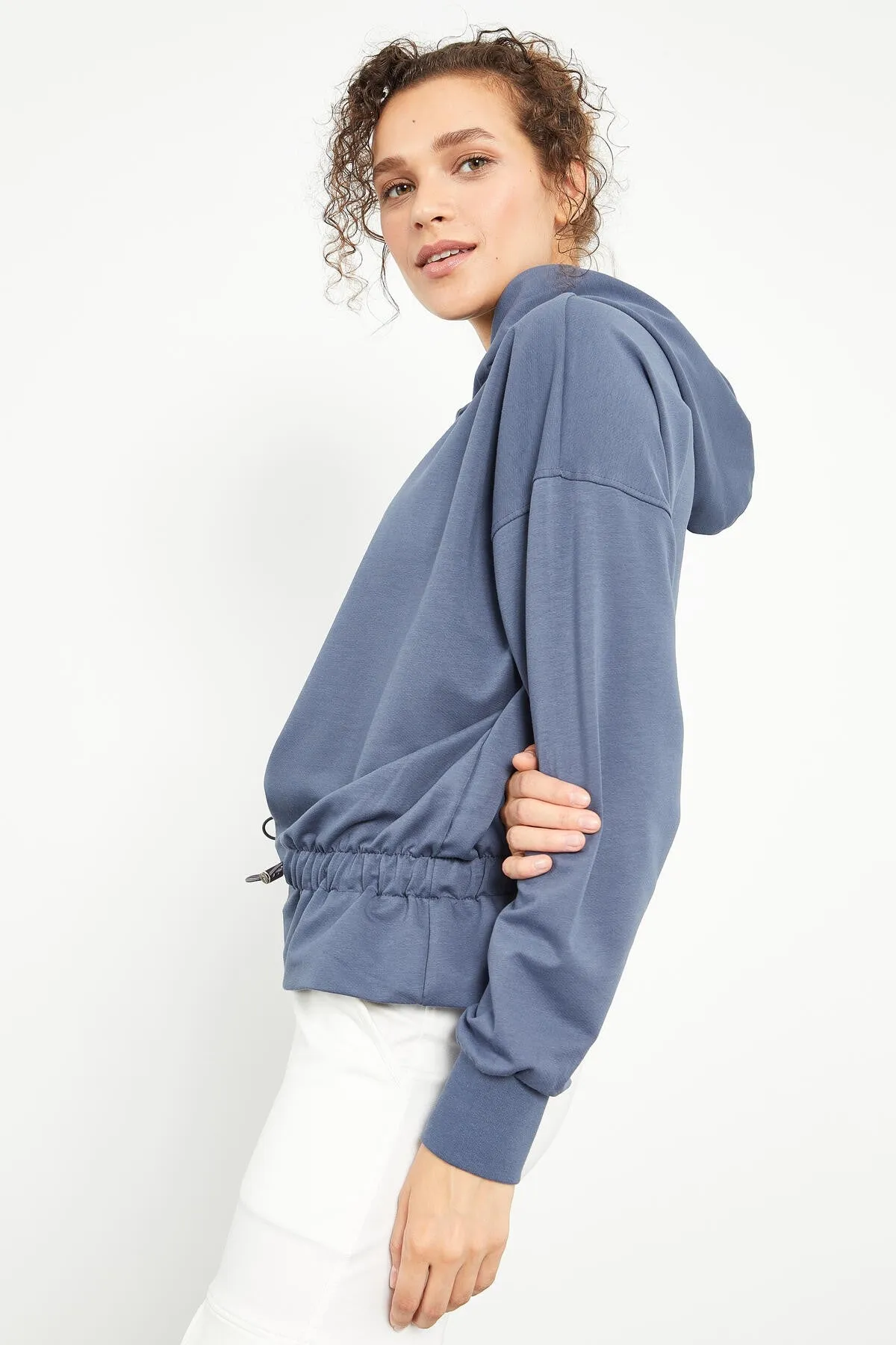 beli büzgülü kapüşonlu kadin oversize sweatshirt - 97159