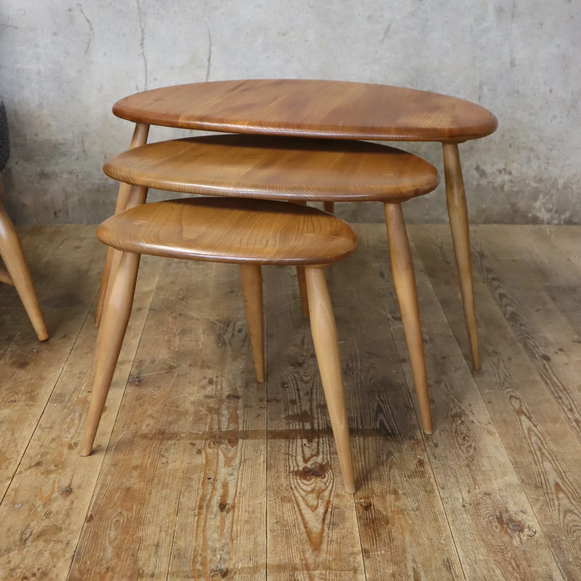 Ercol Elm & Beech Pebble Nest of Tables - 3003a