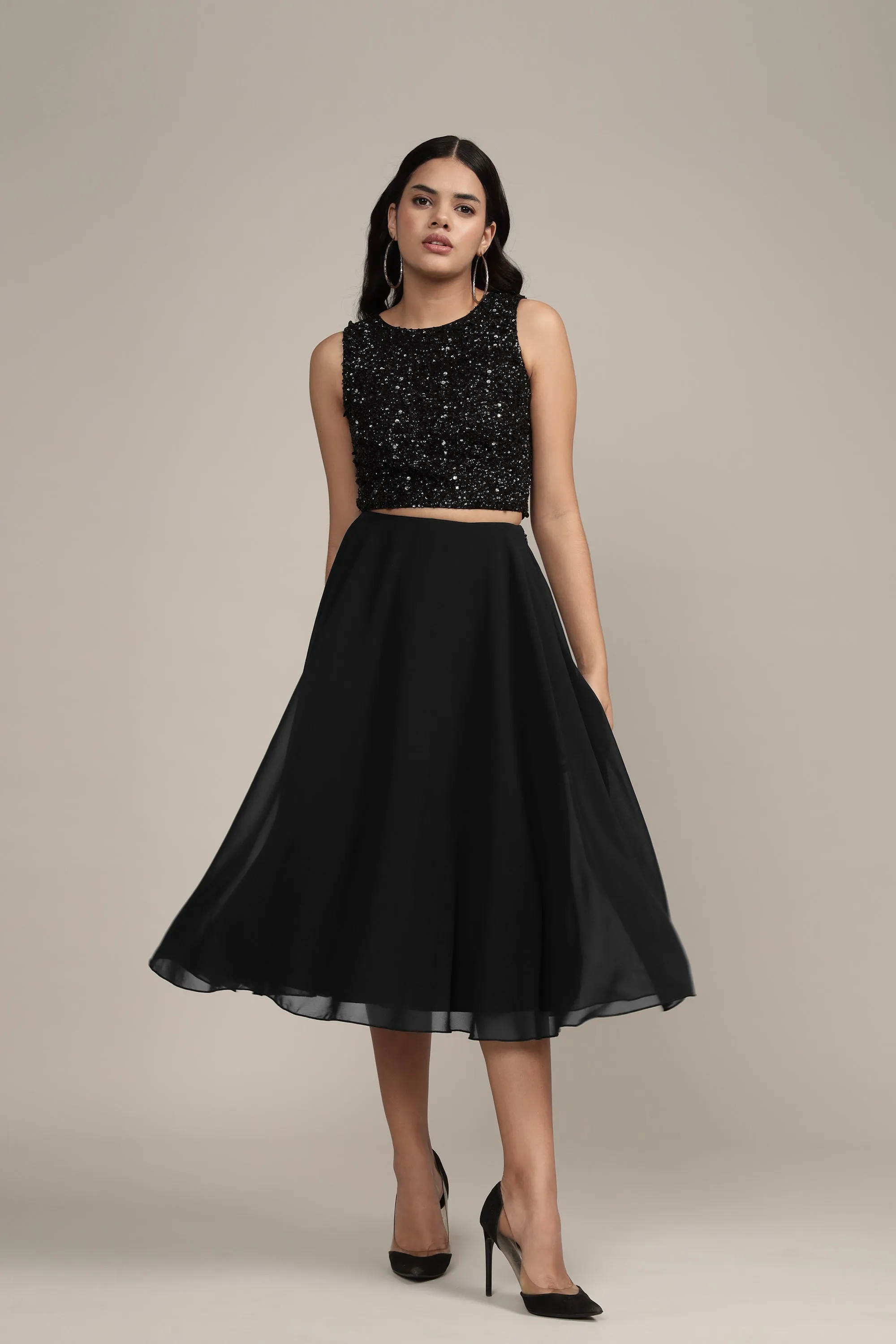 Skye Midi Skirt in Black